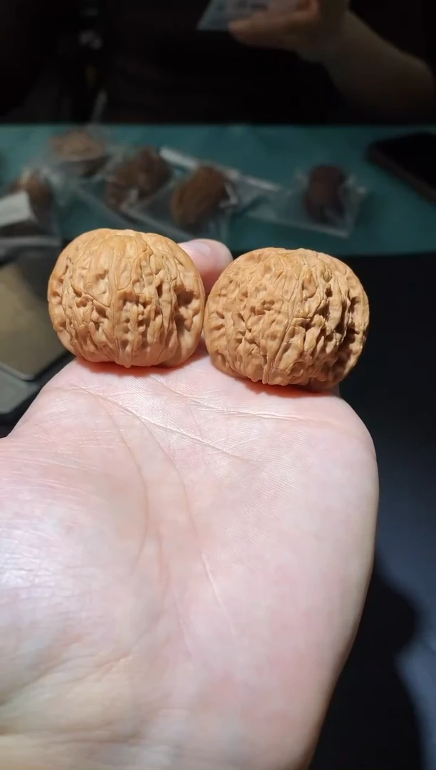 把件文玩核桃全品山地正磨40