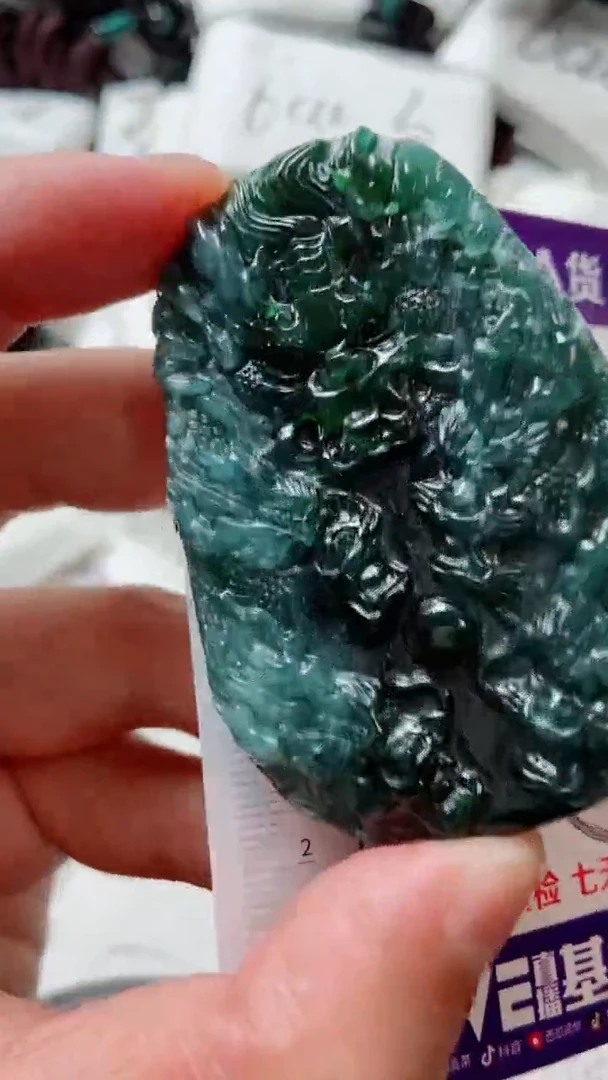 翡翠未镶嵌颈饰88888888