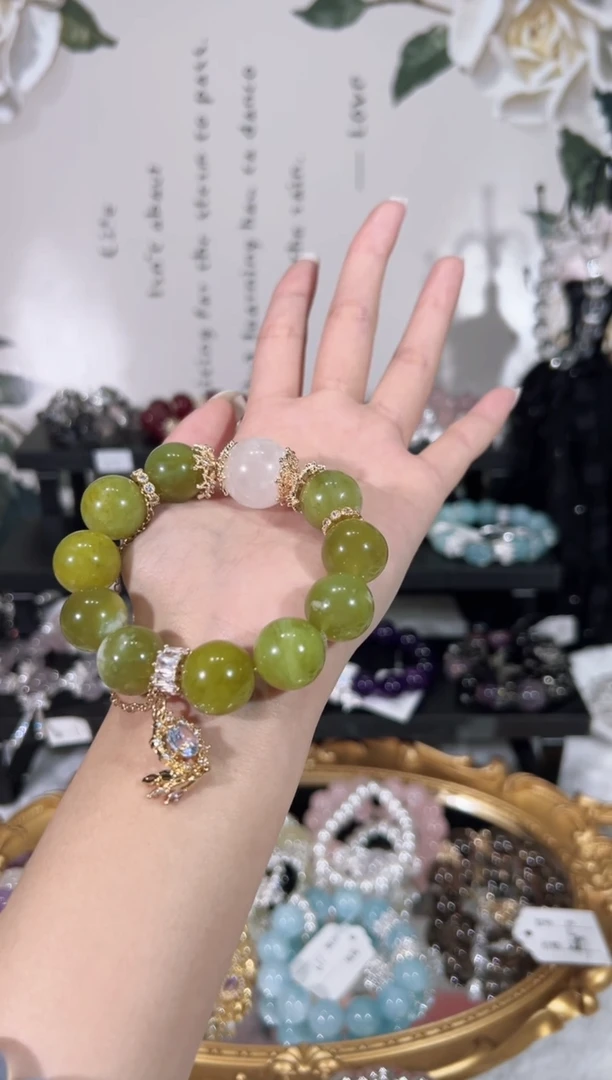 【闪购商品】水晶手链未镶嵌天然水晶默认微瑕 多样性发货发其一