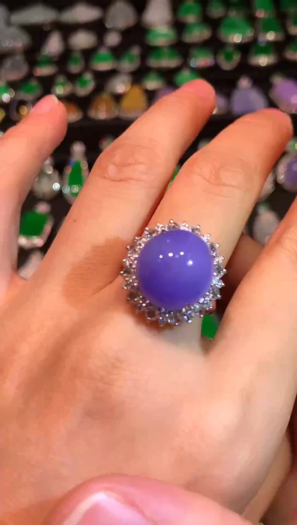 18K金镶嵌戒指翡翠紫罗兰蛋面戒指