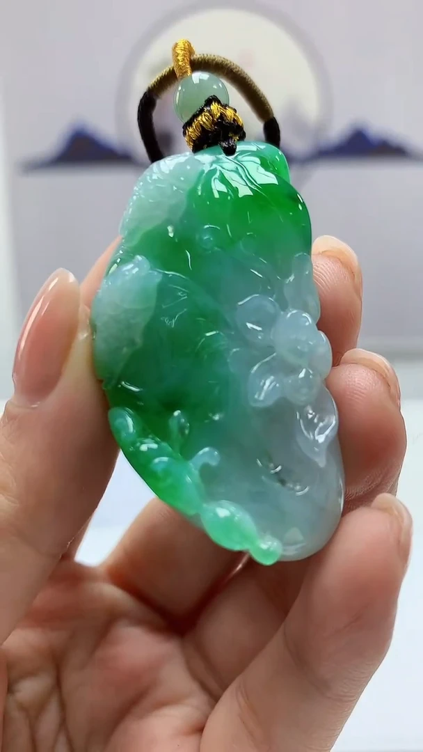 【闪购商品】定制翡翠未镶嵌4902ms-毛货196荷叶鱼