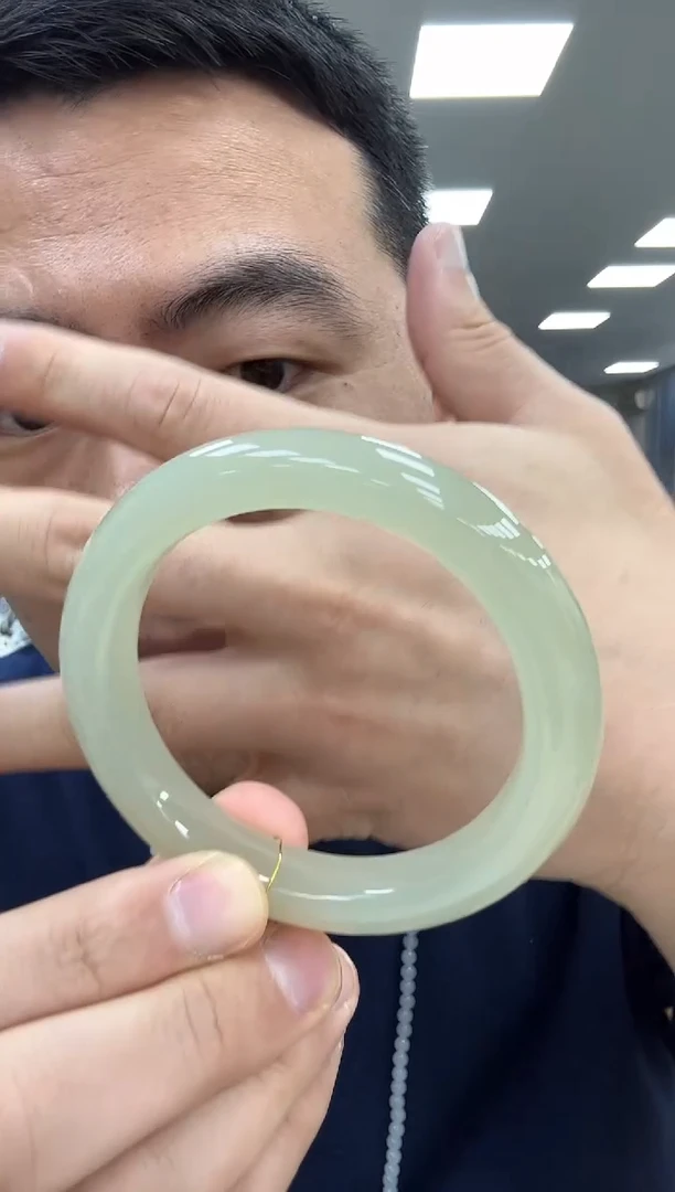 未镶嵌手镯和田玉58.5  218