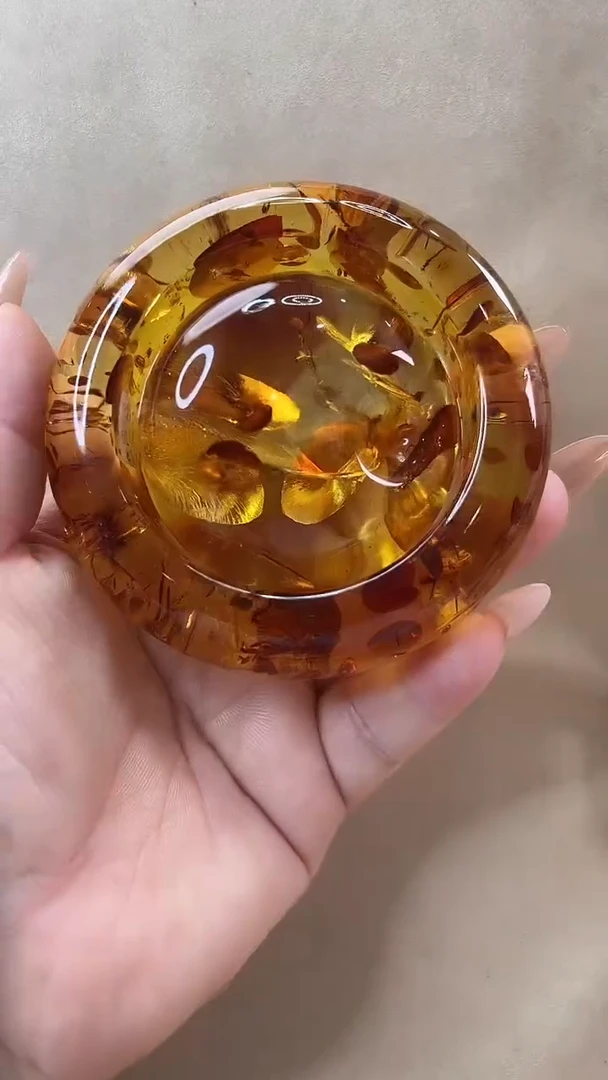 【闪购商品】琥珀手镯未镶嵌手镯