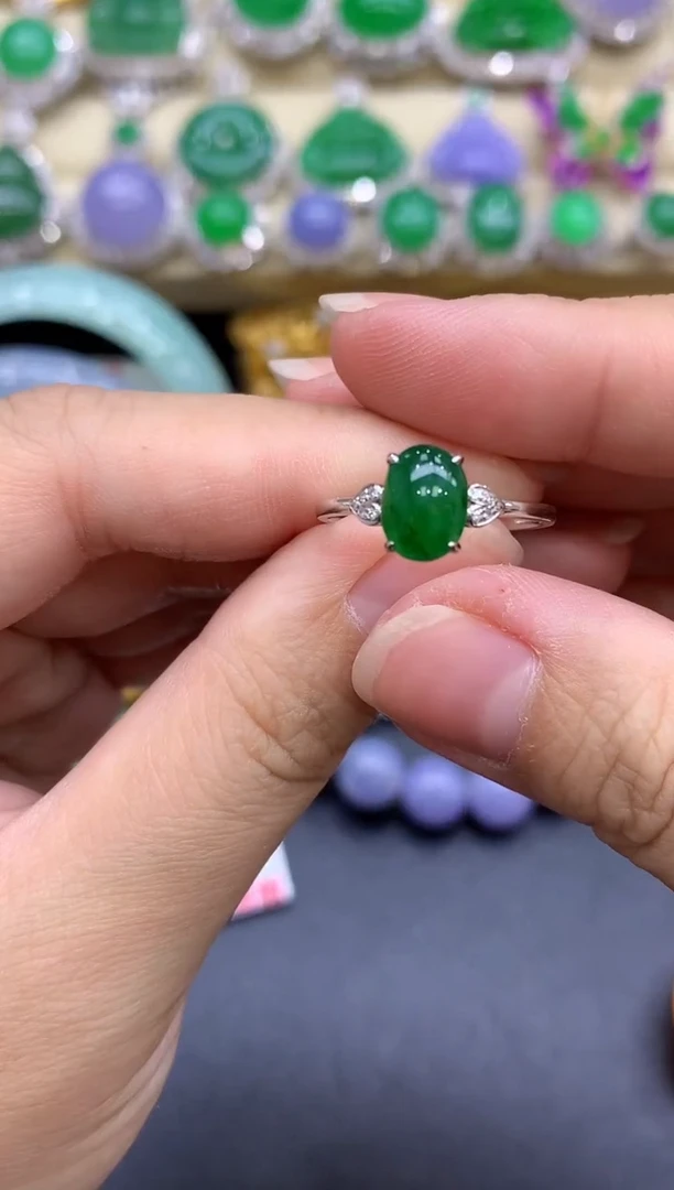 18K金镶嵌戒指翡翠299-中国好珍宝