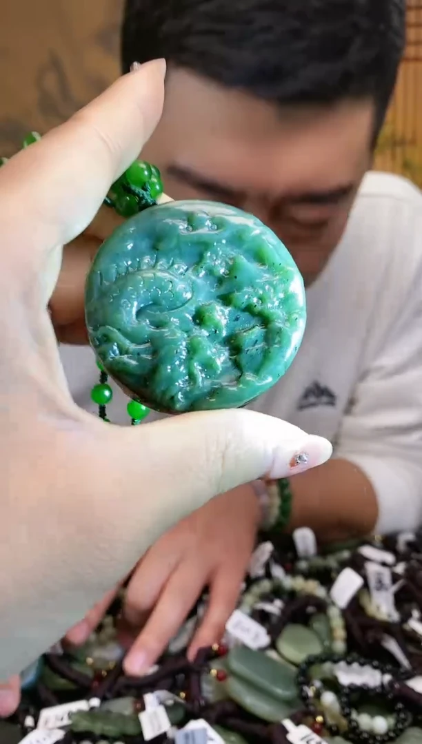 【闪购商品】和田玉颈饰未镶嵌多样性发货，拍一发一