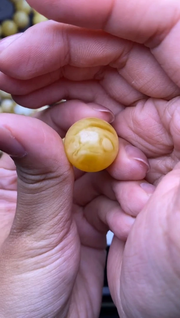 裸石琥珀未镶嵌大小姐珠宝6