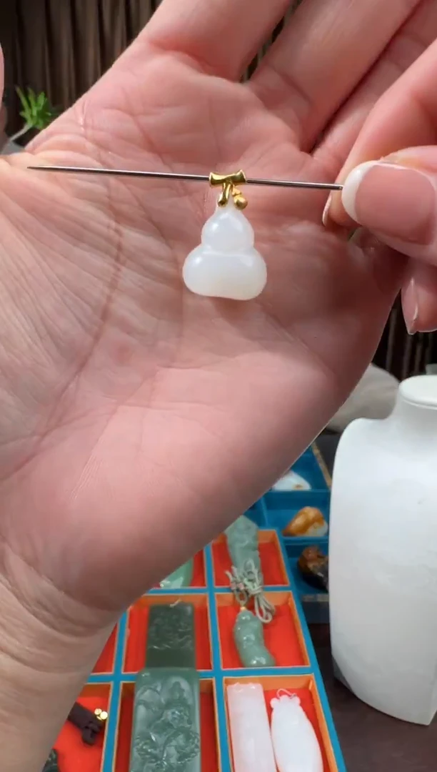 颈饰18K金镶嵌和田玉37刘洋11.13多样性拍一发一