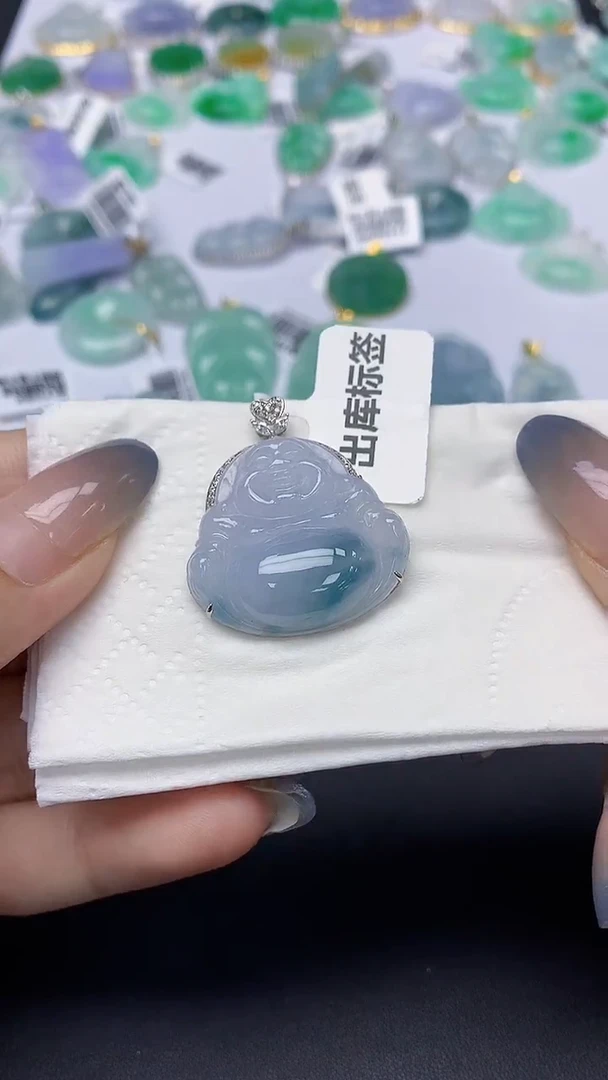 翡翠18K金镶嵌颈饰天然缅甸a货翡翠