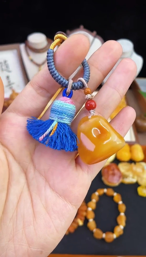 琥珀未镶嵌珠宝奇石柒月