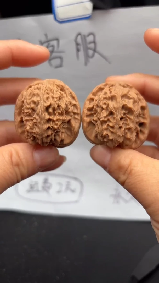 把件文玩核桃429白狮子