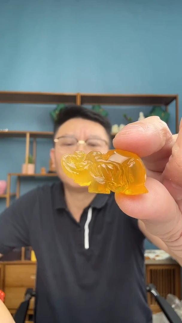 裸石琥珀未镶嵌21（有瑕介意勿拍）