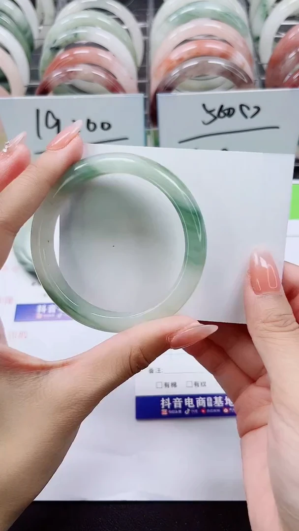 【闪购商品】石英质玉手镯未镶嵌A25-54/55