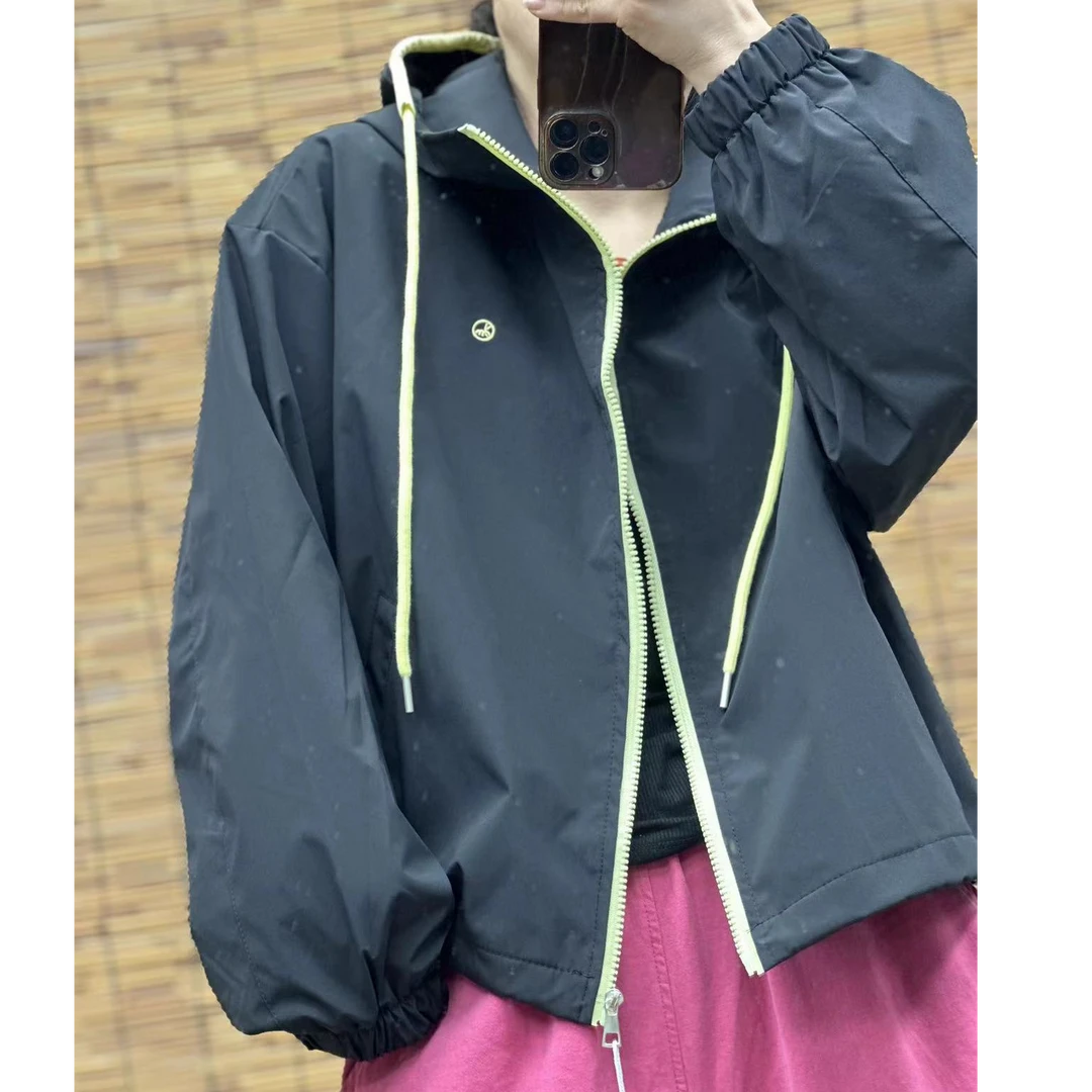 HY    连帽冲锋衣外套