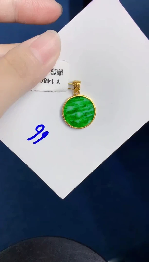 颈饰未镶嵌翡翠天然翡翠缅甸A货