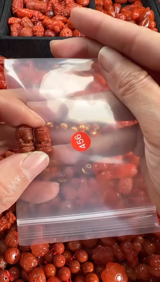 【闪购商品】南红玛瑙颈饰未镶嵌1