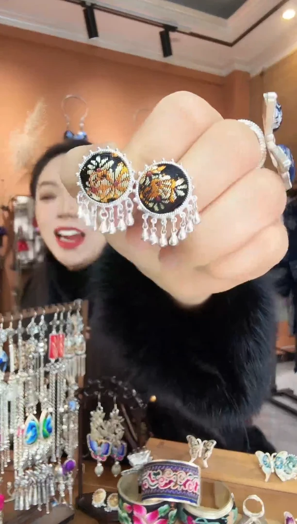 刺绣纯手工民族风耳环