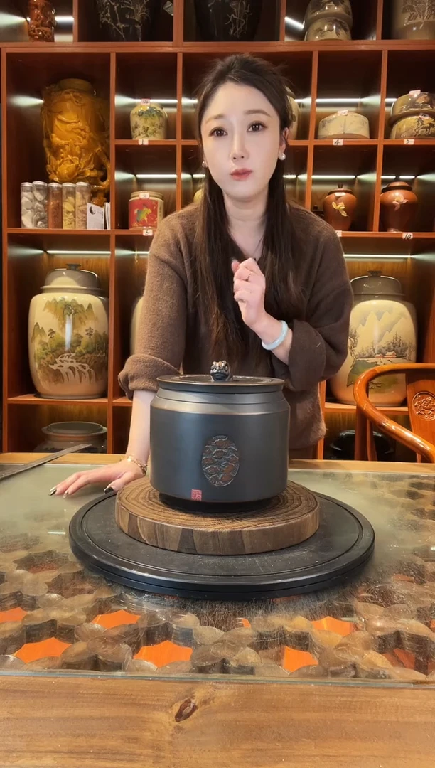 罐云南建水紫陶茶罐