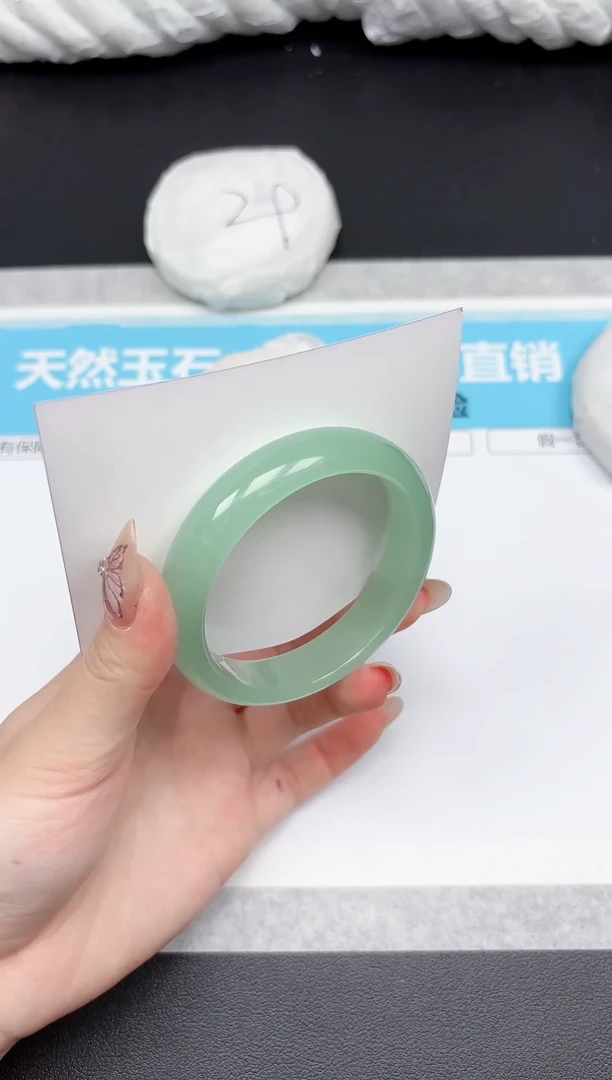 未镶嵌手镯石英质玉255-5253