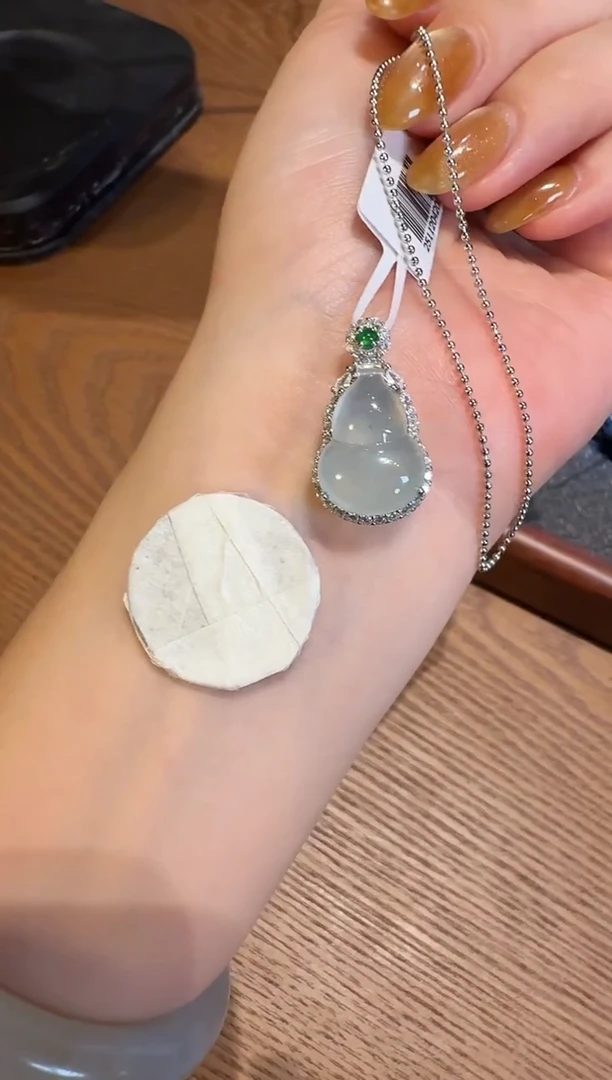 颈饰银S925镶嵌翡翠吊坠19