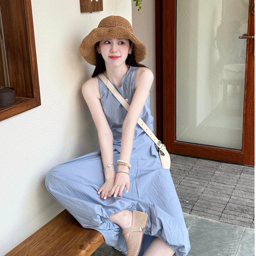 蓝色夏季绝美小个子套装女时尚减龄休闲风高级感无袖半身裙两件套