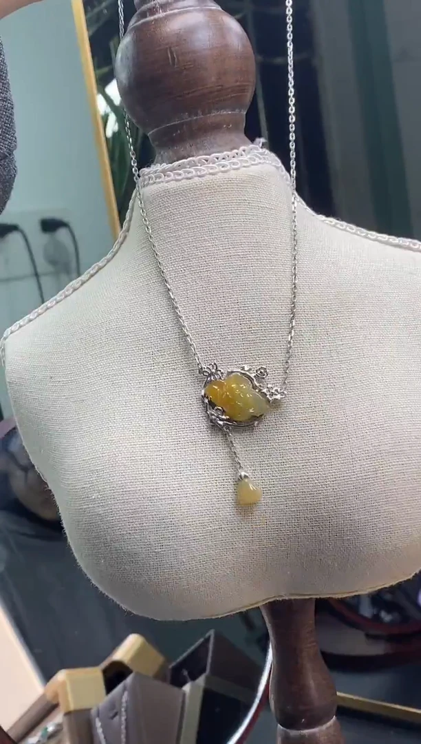 颈饰银S925镶嵌翡翠10910