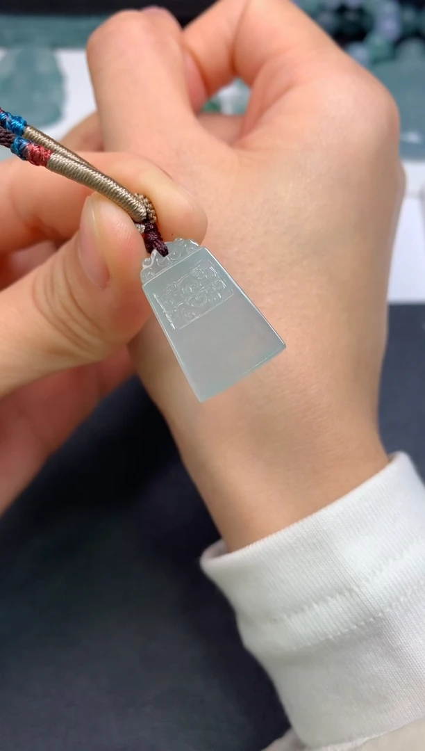 【闪购商品】定制翡翠未镶嵌0179446305