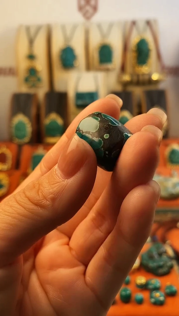 未镶嵌绿松石。网花 单颗  18*18m