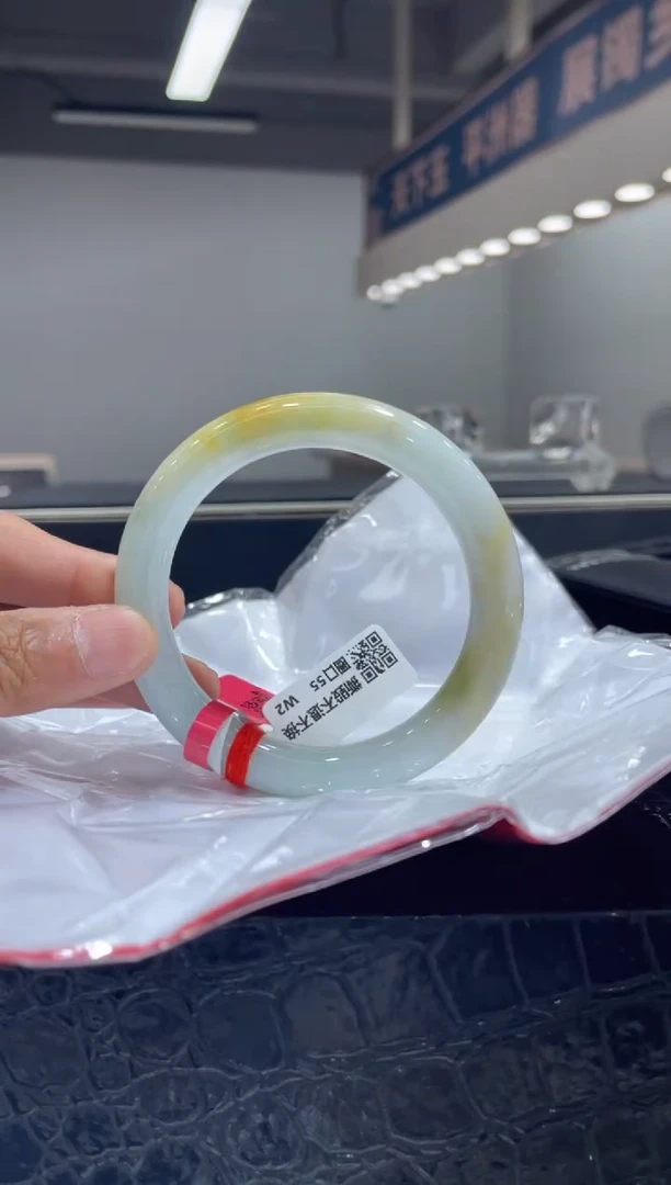 未镶嵌手镯翡翠6