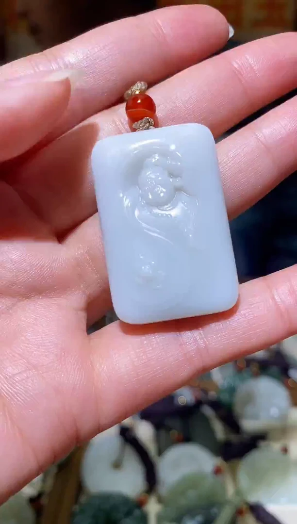 颈饰未镶嵌和田玉1