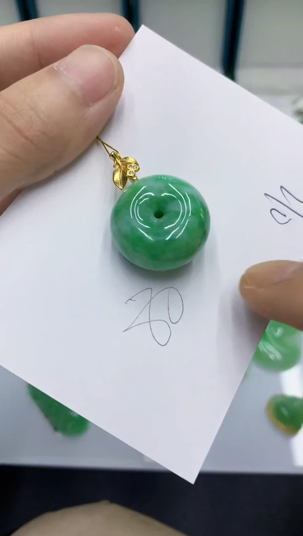 颈饰未镶嵌翡翠翡翠