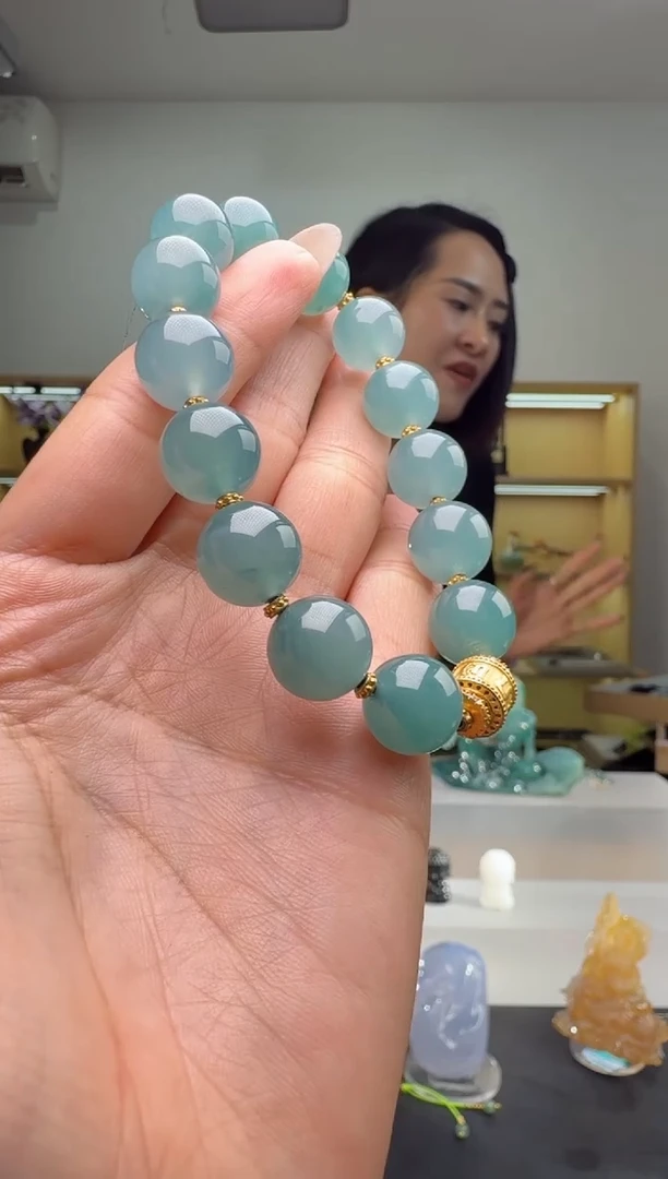 未镶嵌手串翡翠手串（多样性发其一）