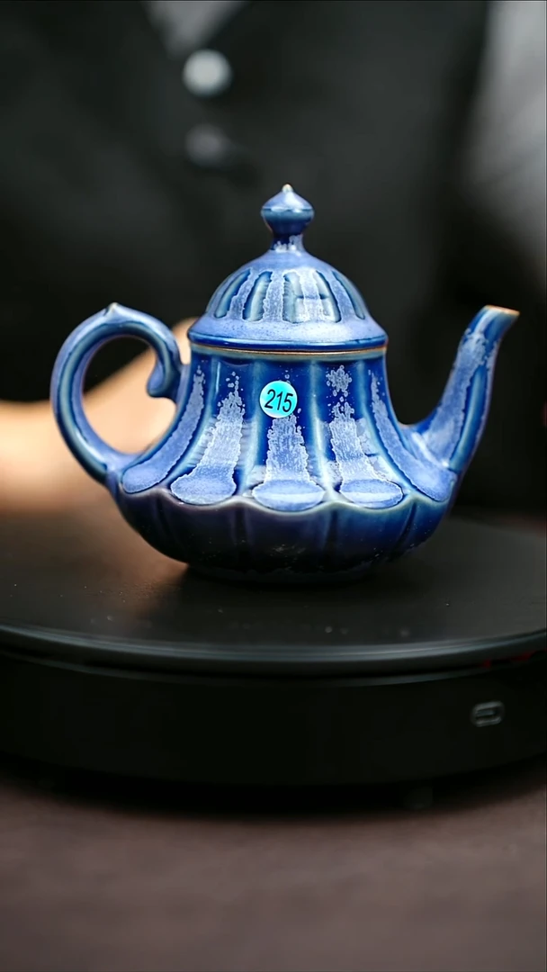 摆件215*一级品原矿钧瓷炉钧釉茶壶