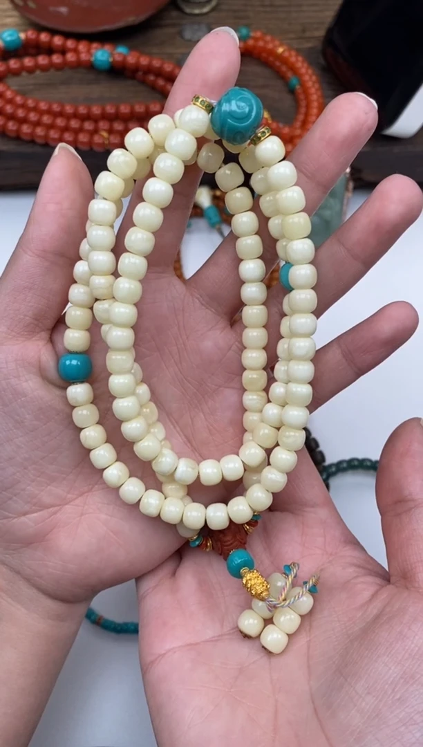 【闪购商品】蜜蜡裸石未镶嵌蜜蜡脖挂