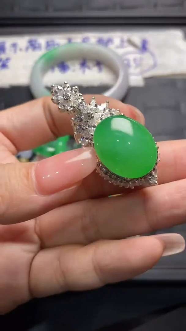 未镶嵌定制翡翠纯天然A货翡翠蛋面珠子