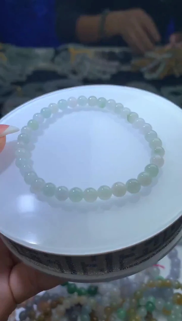 未镶嵌定制翡翠毛货