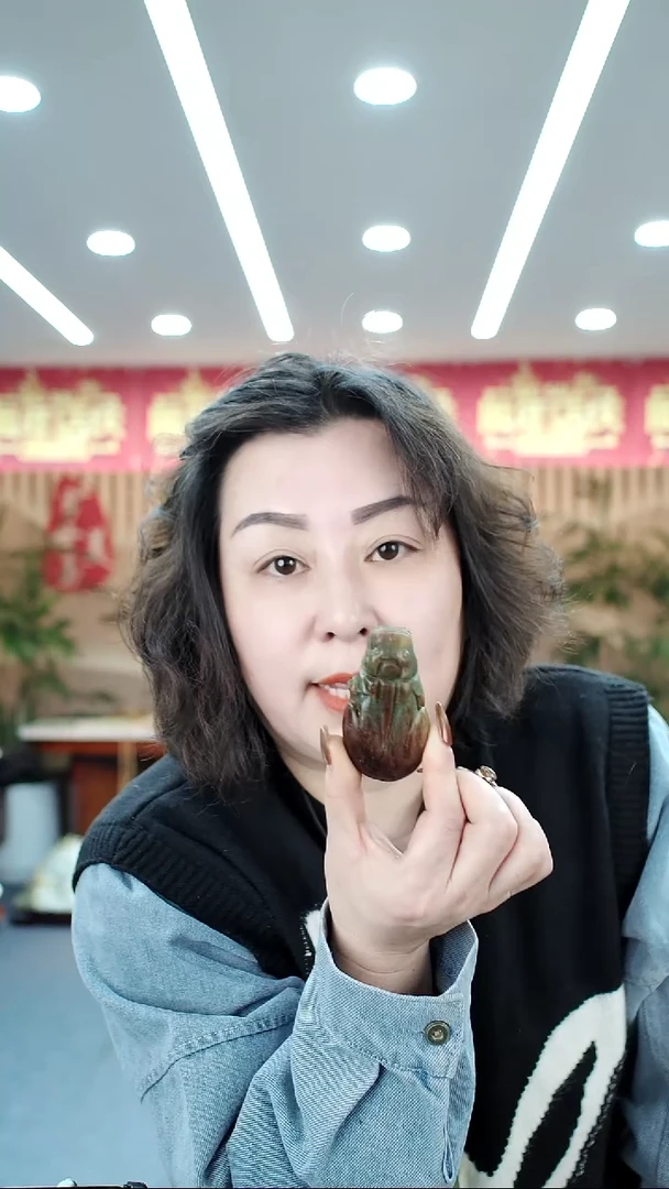 未镶嵌透闪石质玉把件手把