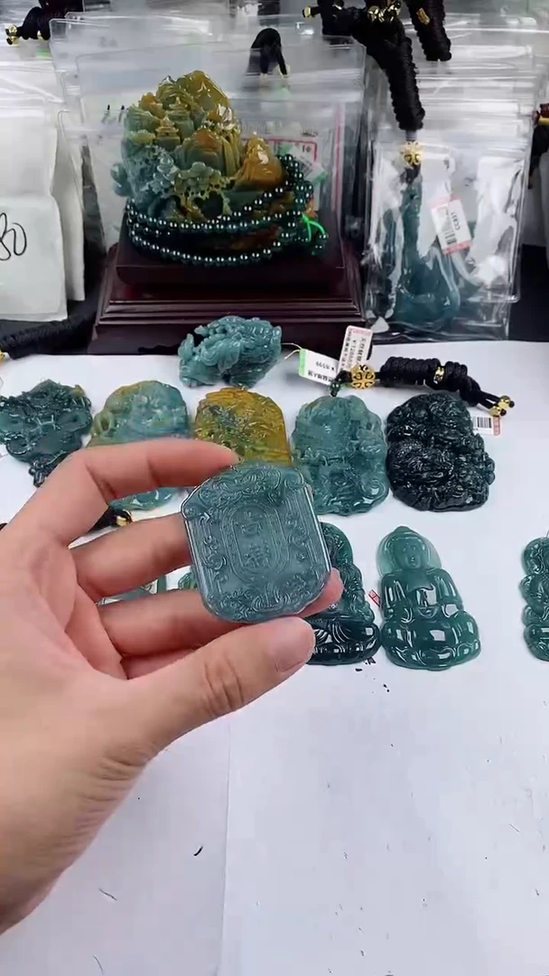 【闪购商品】翡翠颈饰未镶嵌多样性一件随机发货 吉祥如意99