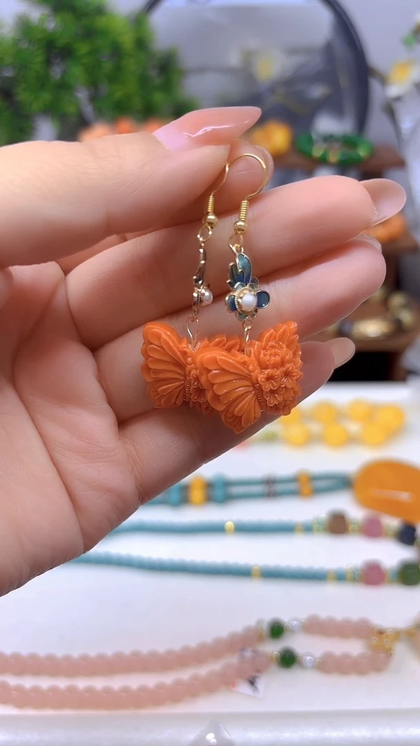 14K金镶嵌耳饰玛瑙/玉髓E380