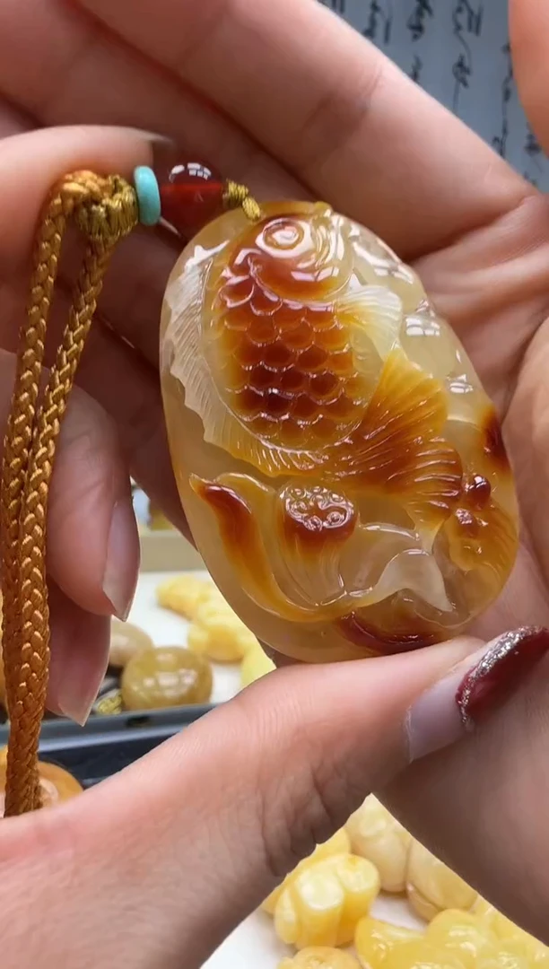 未镶嵌琥珀裸石挂坠