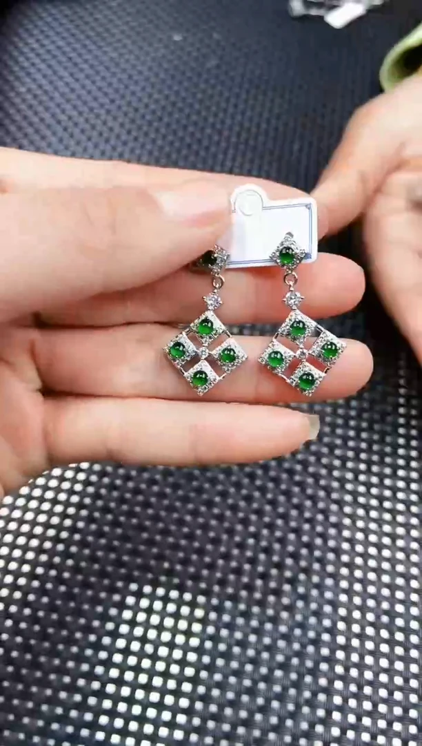 【闪购商品】翡翠耳饰未镶嵌111111111