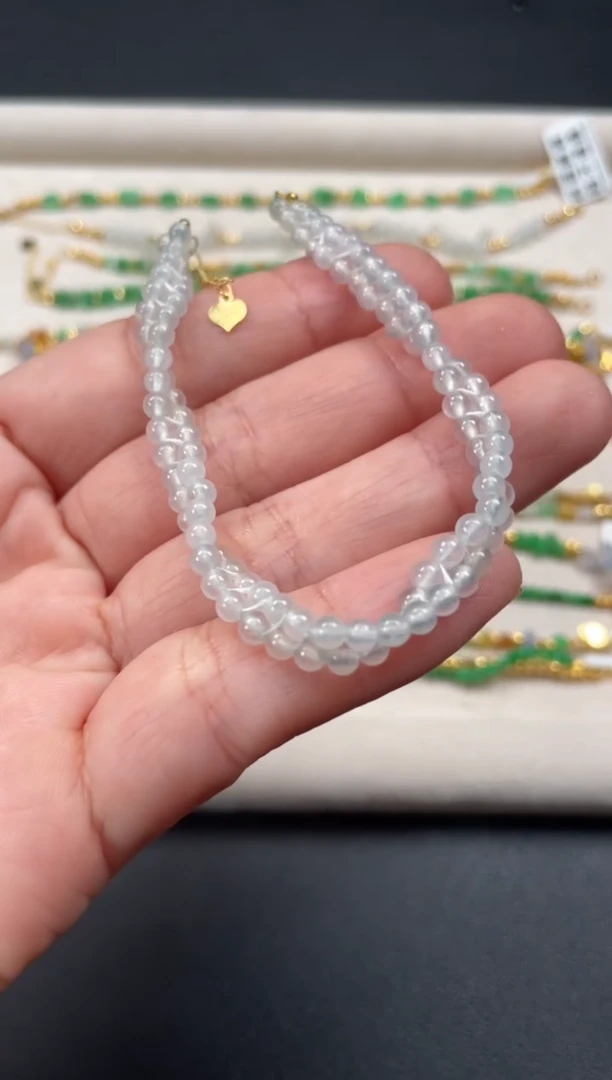 18K金镶嵌手链翡翠一条   P235