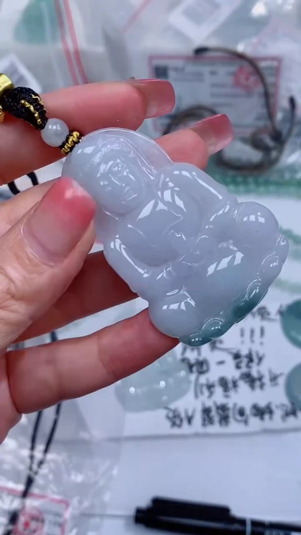 翡翠未镶嵌颈饰吊坠