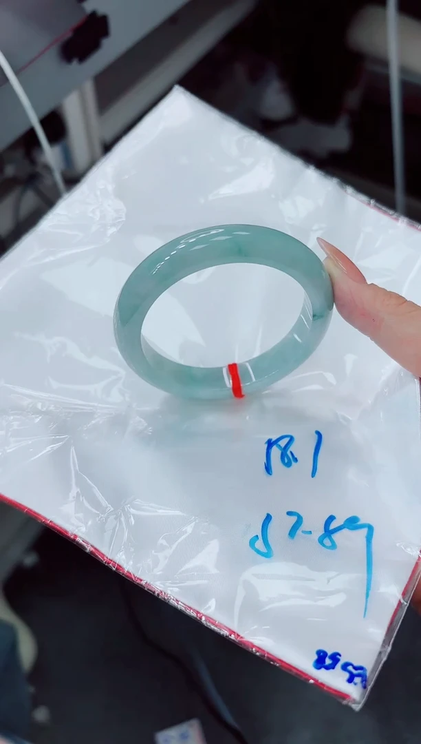 【闪购商品】翡翠手镯未镶嵌00000000