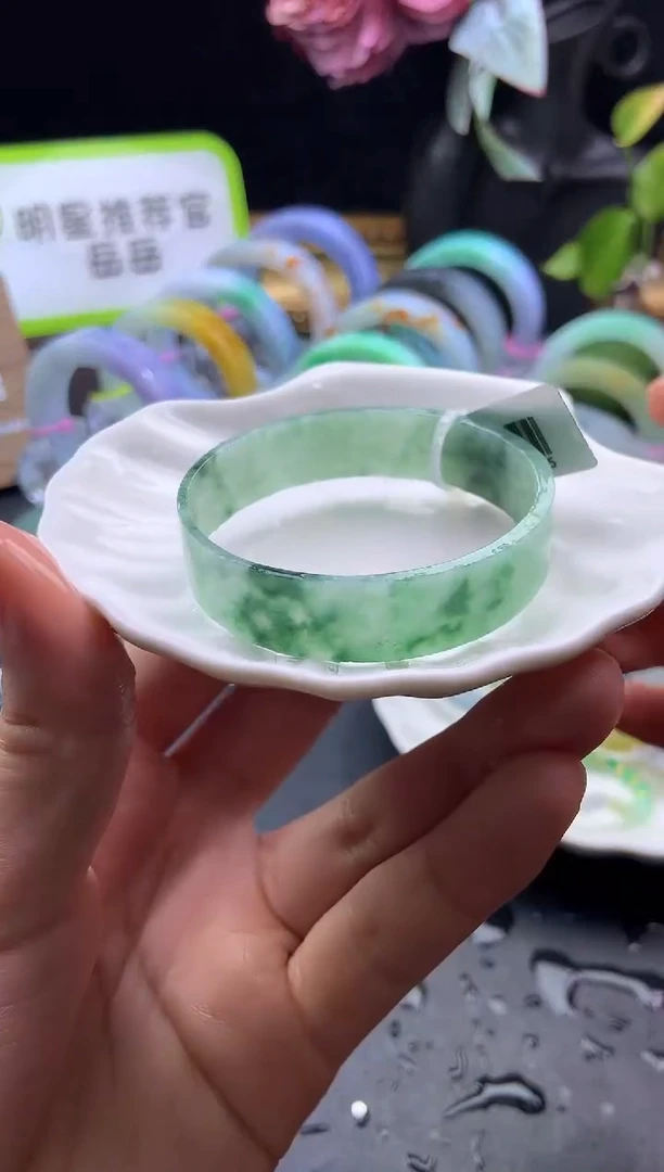 未镶嵌手镯定制翡翠50「定制不退不换」