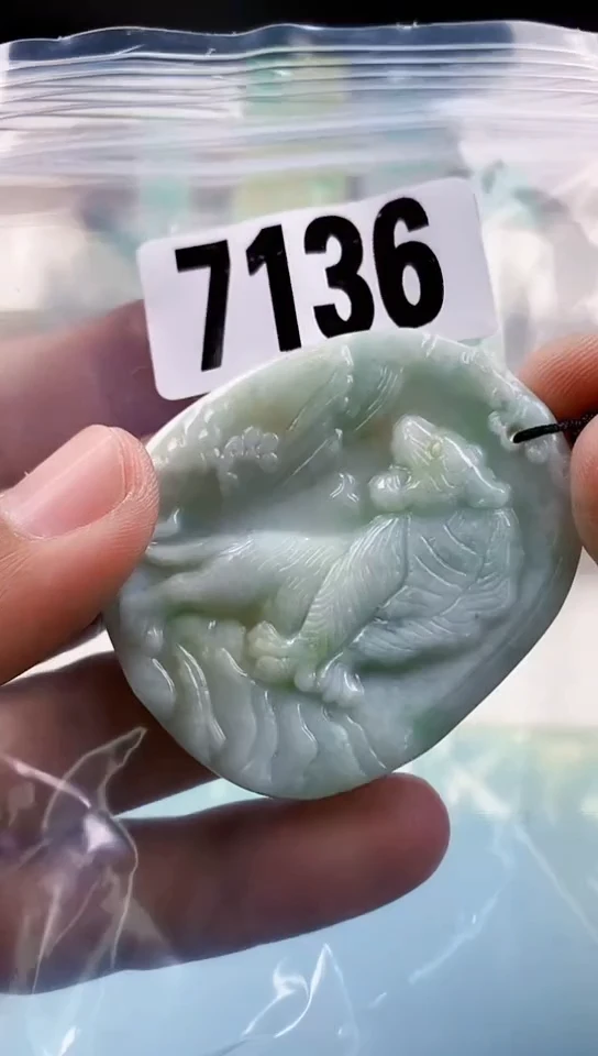 【闪购商品】翡翠挂件未镶嵌天然翡翠吊坠挂件