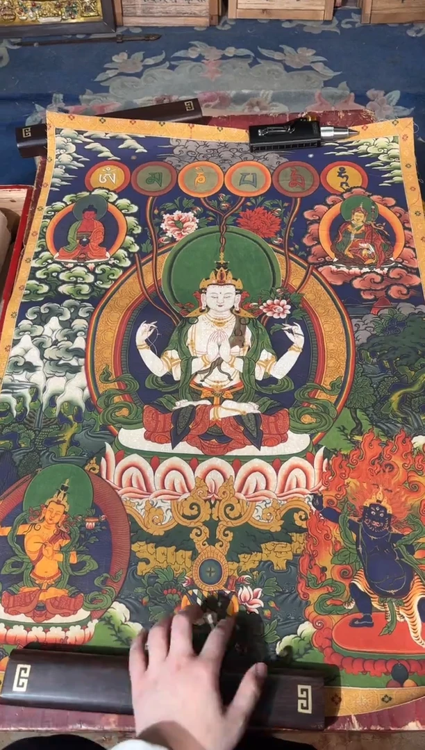 卷轴画龙妹的唐卡tk16