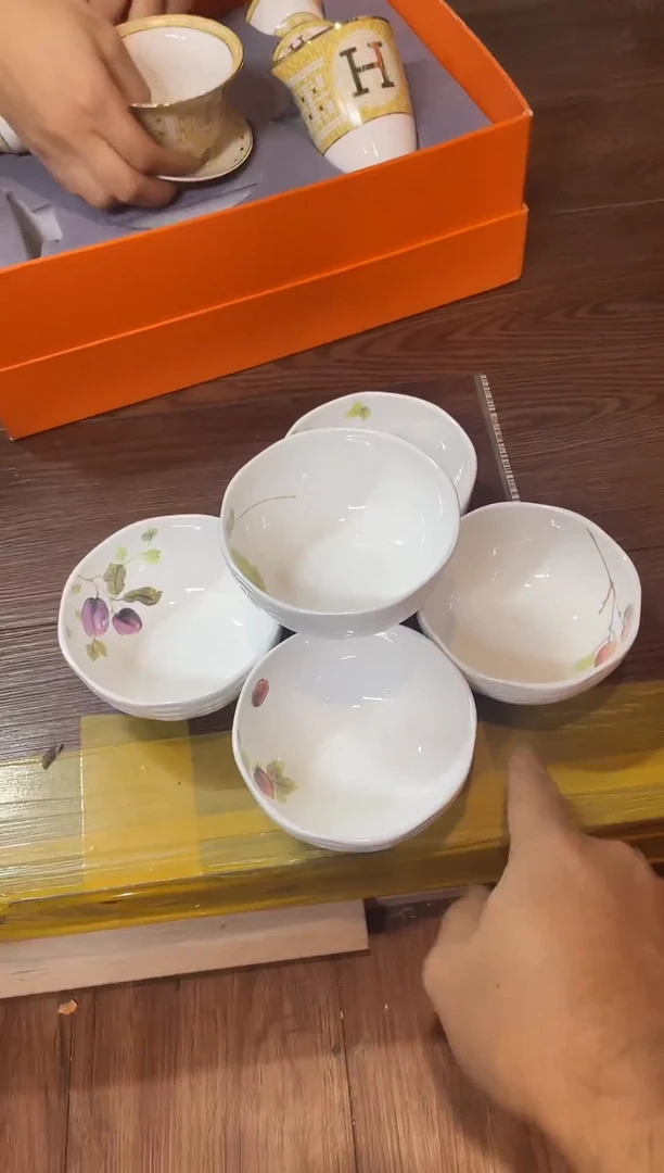 杯鸿辉家品牌瓷器，京东包邮！