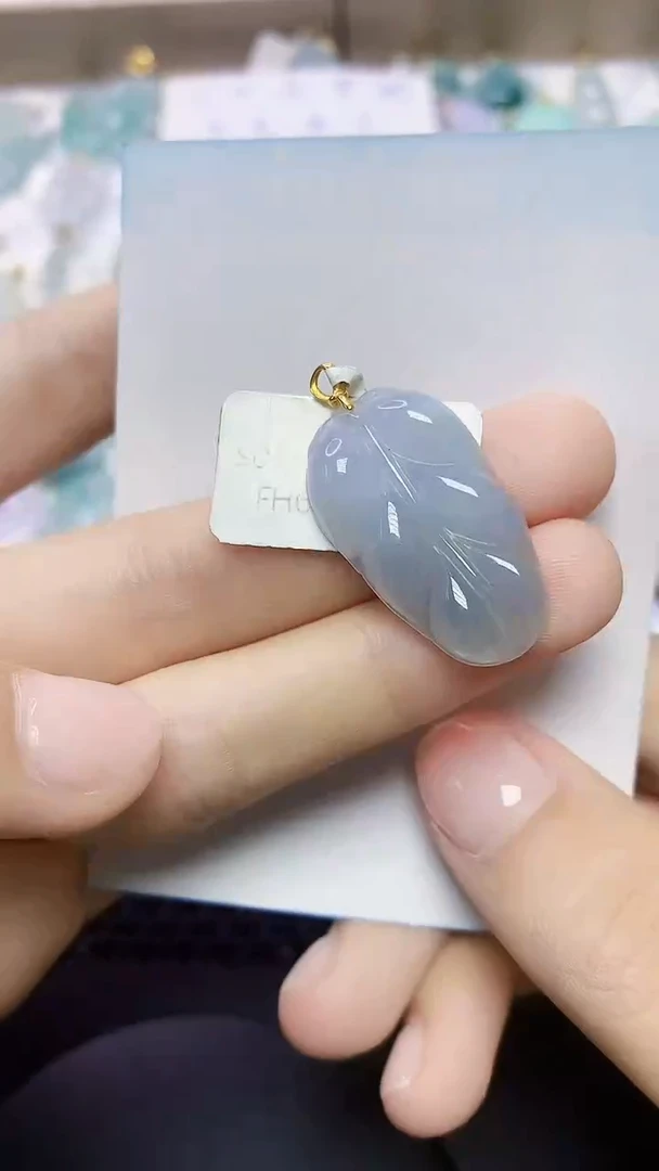 翡翠18K金镶嵌颈饰453453453