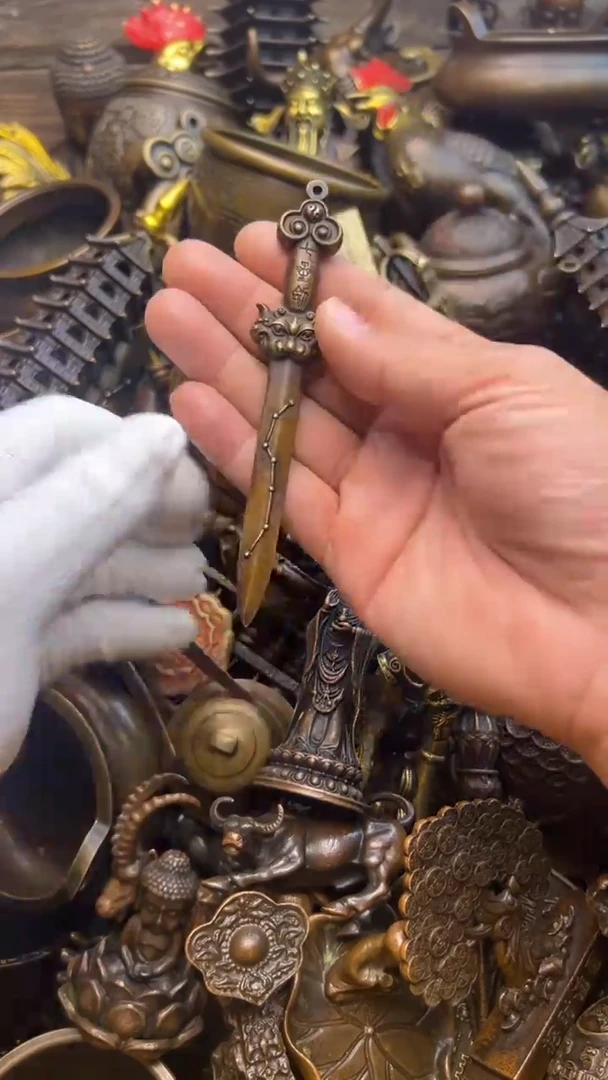 精美铜器，点击下单