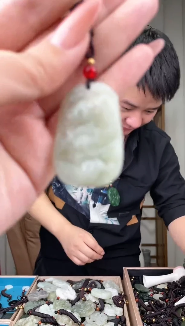 玉拍一发一，多样性发货！